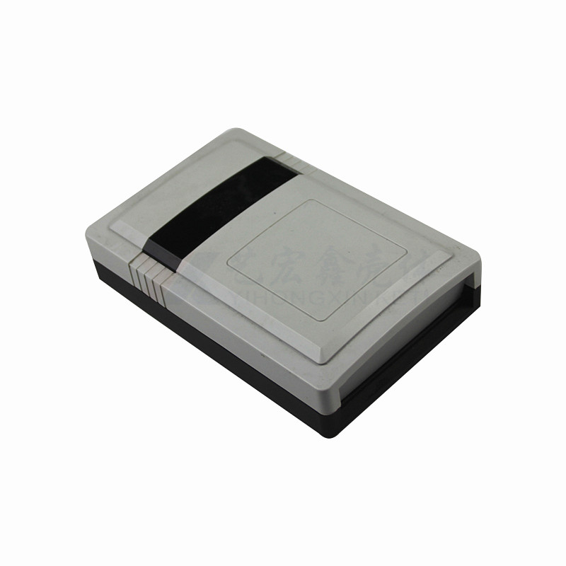 臺(tái)式機(jī)箱