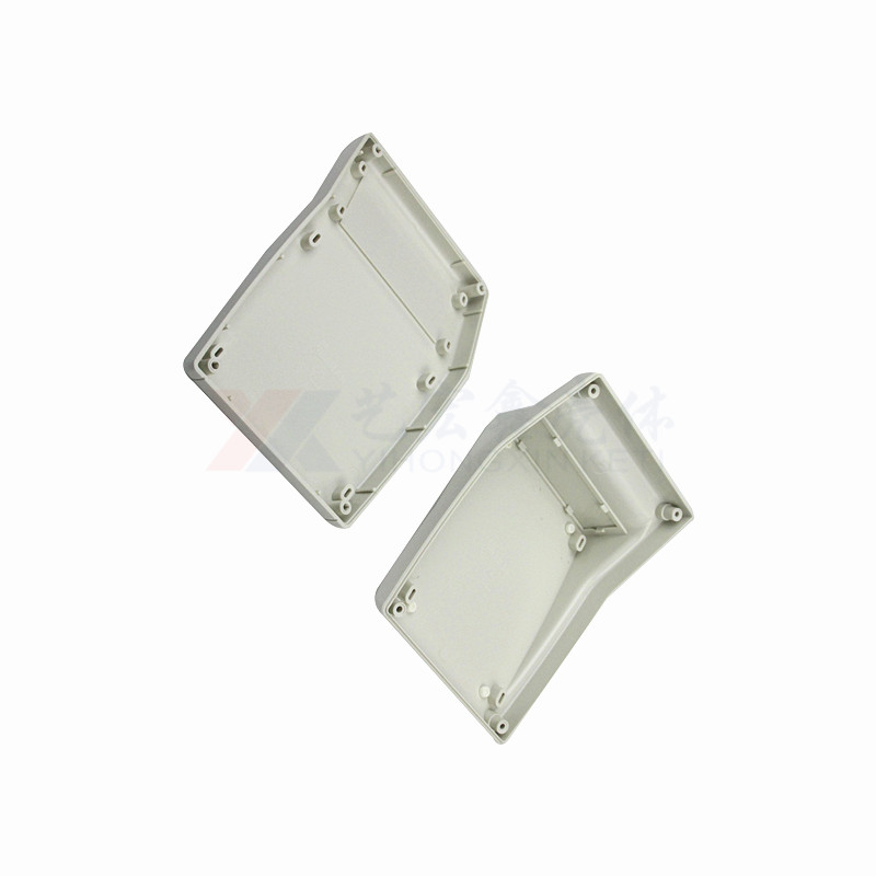 臺(tái)式機(jī)箱